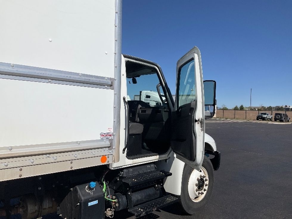 Medium Duty Box Truck-Light and Medium Duty Trucks-International-2022-MV607-Colorado Springs-CO-162,315\n\t\tmiles-$ 54,750 - Image 20