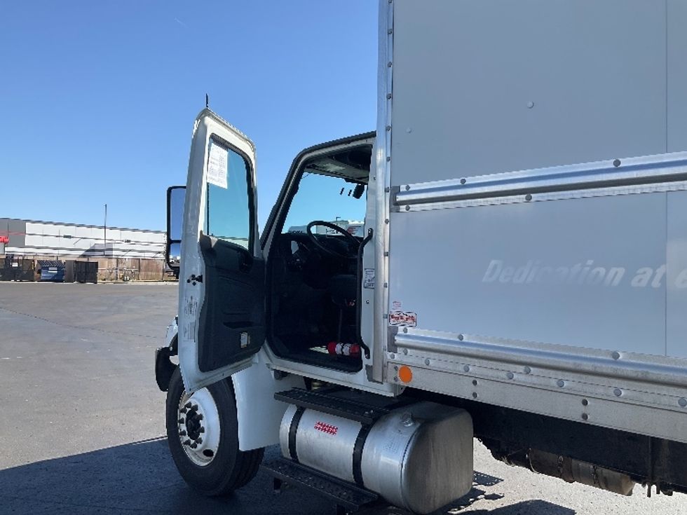 Medium Duty Box Truck-Light and Medium Duty Trucks-International-2022-MV607-Colorado Springs-CO-162,315\n\t\tmiles-$ 54,750 - Image 16