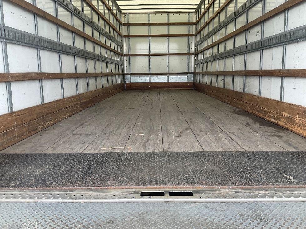 Medium Duty Box Truck-Light and Medium Duty Trucks-International-2022-MV607-Colorado Springs-CO-194,404\n\t\tmiles-$ 52,750 - Image 10