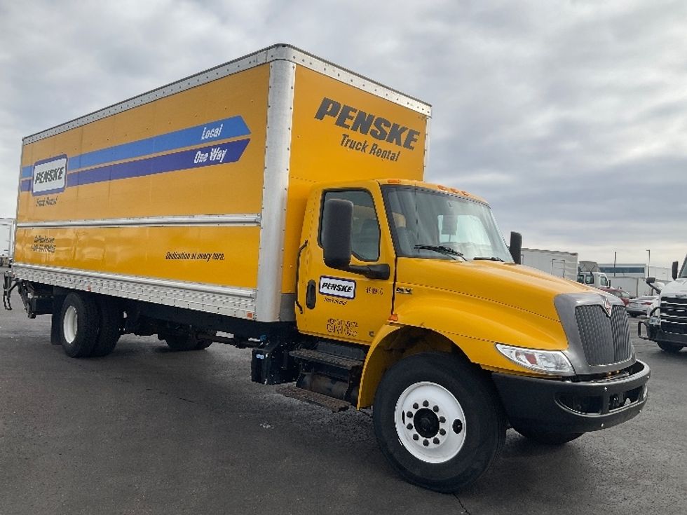 Medium Duty Box Truck-Light and Medium Duty Trucks-International-2022-MV607-Colorado Springs-CO-194,404\n\t\tmiles-$ 52,750 - Image 1