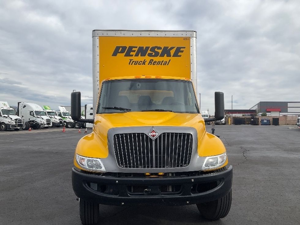 Medium Duty Box Truck-Light and Medium Duty Trucks-International-2022-MV607-Colorado Springs-CO-194,404\n\t\tmiles-$ 52,750 - Image 2