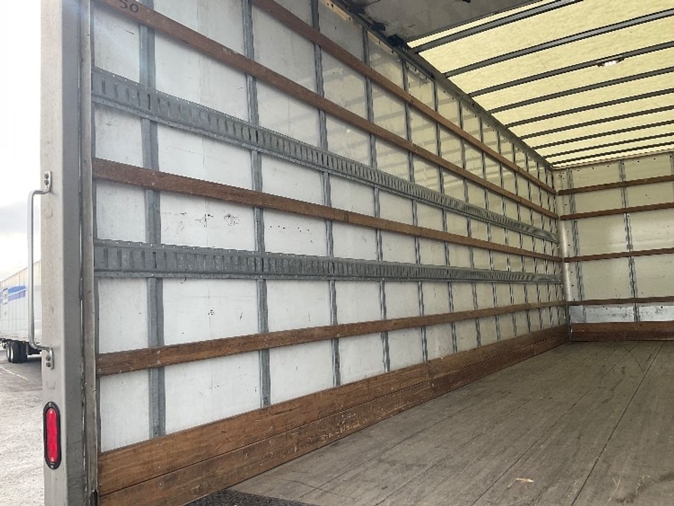 Medium Duty Box Truck-Light and Medium Duty Trucks-International-2022-MV607-Colorado Springs-CO-194,404\n\t\tmiles-$ 52,750 - Image 11