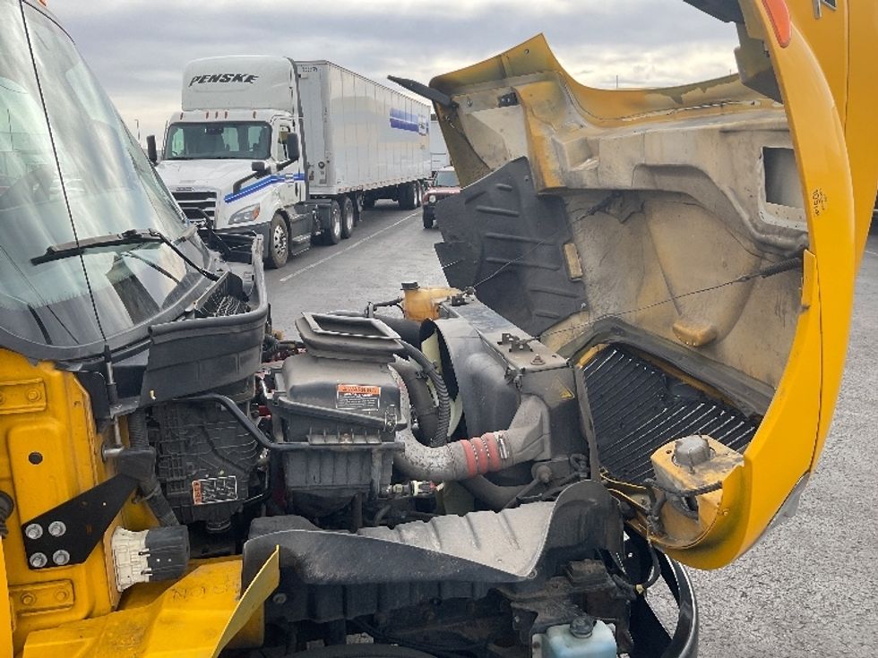 Medium Duty Box Truck-Light and Medium Duty Trucks-International-2022-MV607-Colorado Springs-CO-194,404\n\t\tmiles-$ 52,750 - Image 23