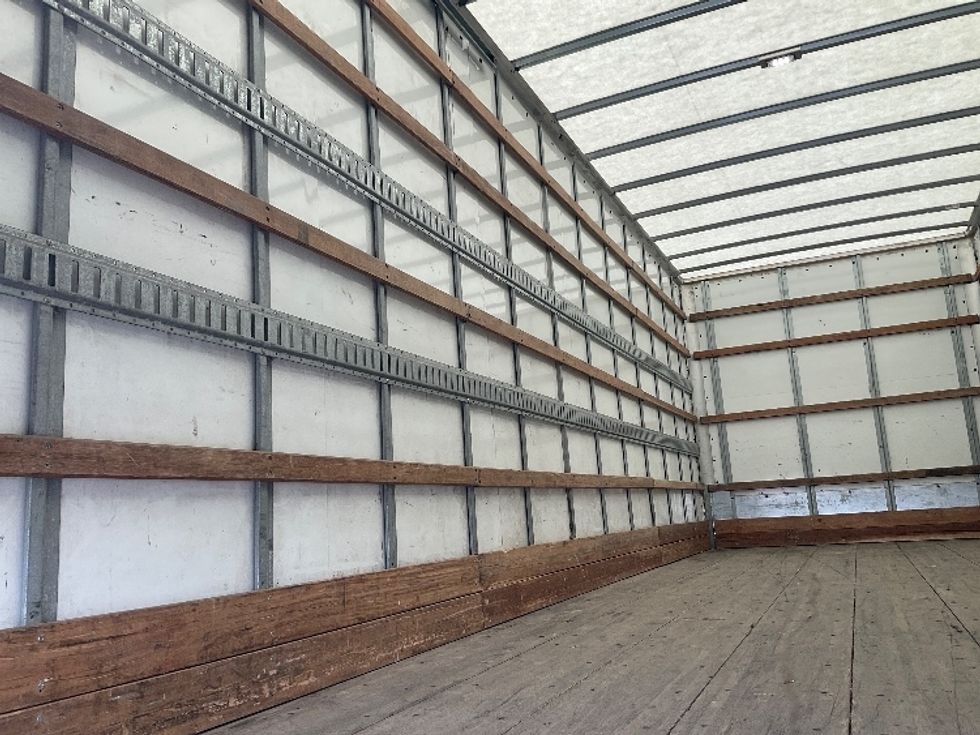 Medium Duty Box Truck-Light and Medium Duty Trucks-International-2022-MV607-Colorado Springs-CO-194,404\n\t\tmiles-$ 52,750 - Image 25