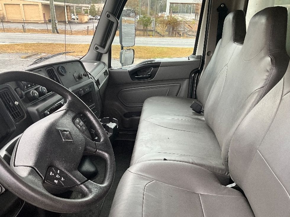 Medium Duty Box Truck-Light and Medium Duty Trucks-International-2022-MV607-Columbus-GA-108,156\n\t\tmiles-$ 78,000 - Image 19