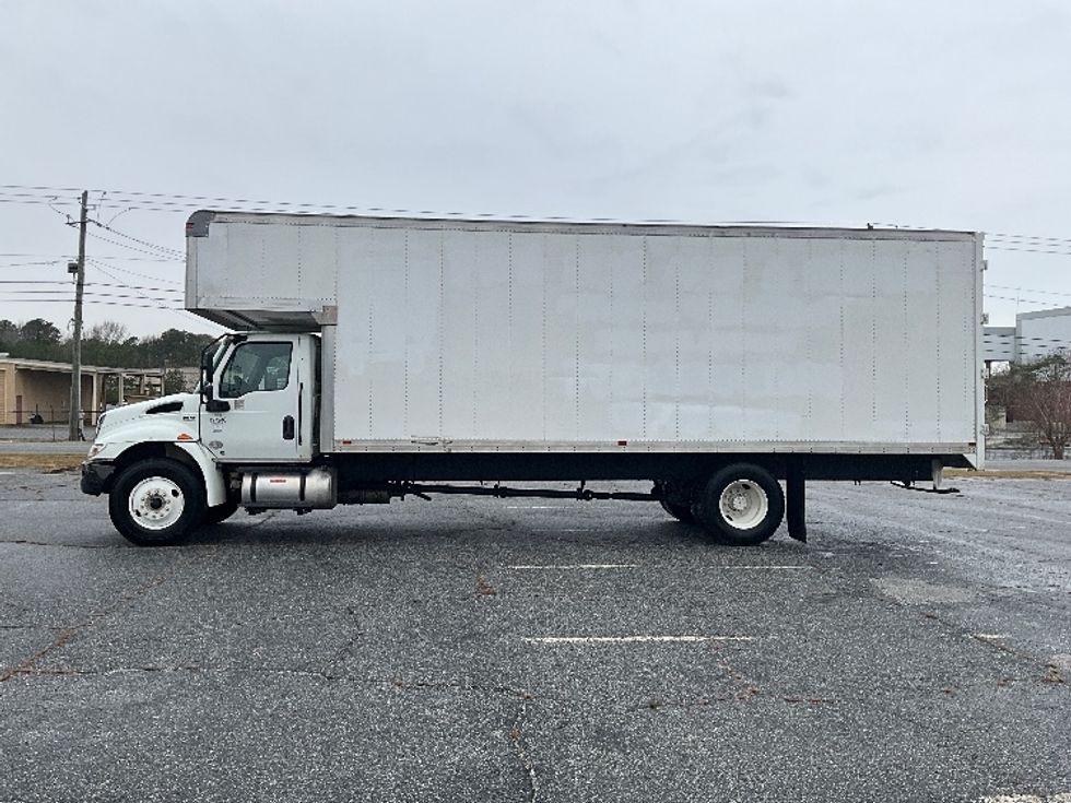 Medium Duty Box Truck-Light and Medium Duty Trucks-International-2022-MV607-Columbus-GA-108,156\n\t\tmiles-$ 78,000 - Image 4
