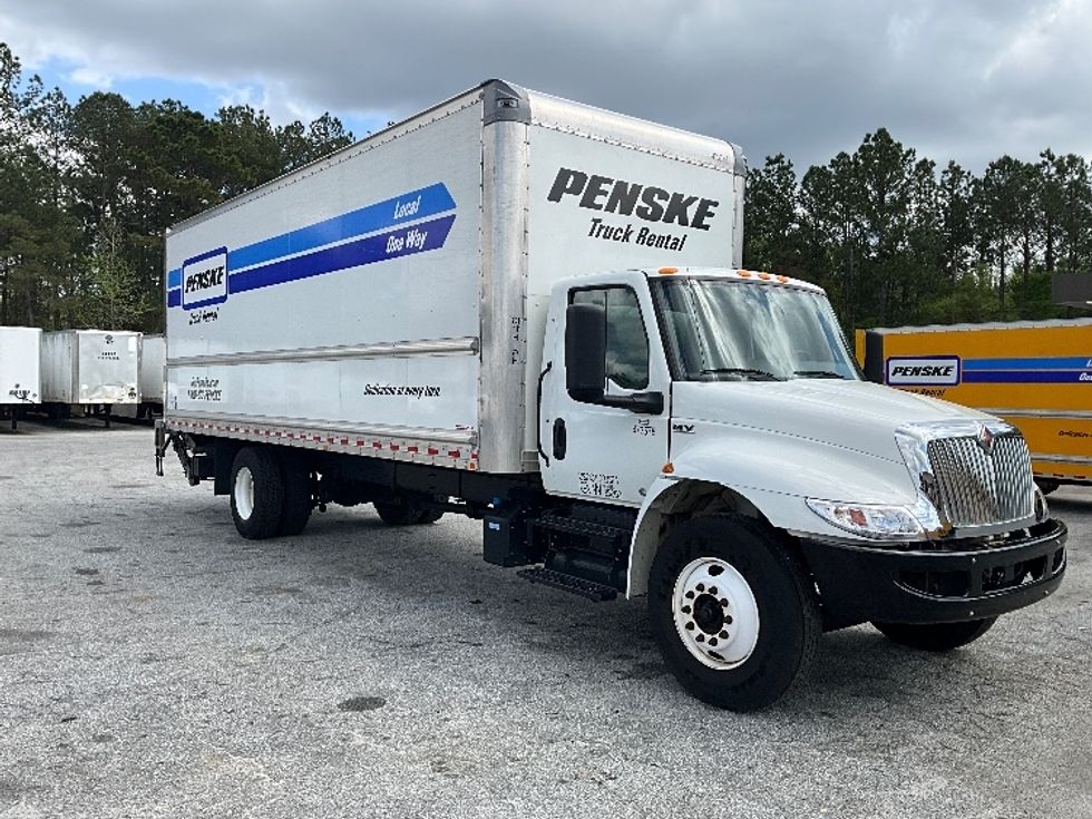 Medium Duty Box Truck-Light and Medium Duty Trucks-International-2022-MV607-Columbus-GA-126,056\n\t\tmiles-$ 75,750 - Image 1