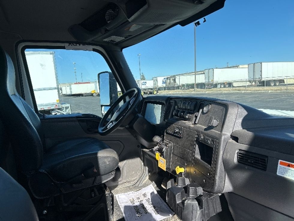 Medium Duty Box Truck-Light and Medium Duty Trucks-International-2022-MV607-Columbus-OH-115,171\n\t\tmiles-$ 73,250 - Image 22