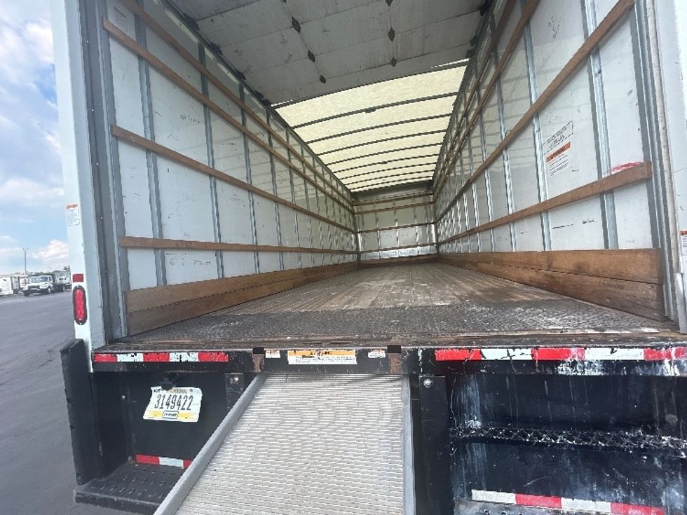 Medium Duty Box Truck-Light and Medium Duty Trucks-International-2022-MV607-Columbus-OH-239,673\n\t\tmiles-$ 41,250 - Image 10
