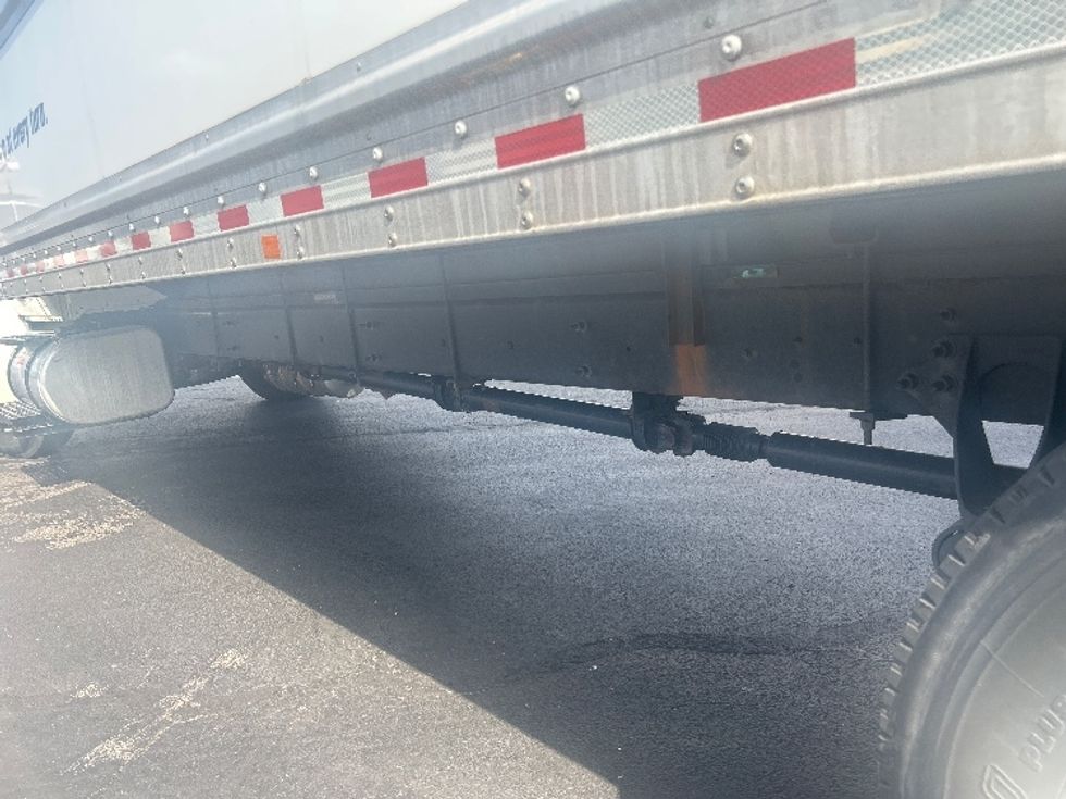 Medium Duty Box Truck-Light and Medium Duty Trucks-International-2022-MV607-Columbus-OH-239,673\n\t\tmiles-$ 41,250 - Image 5
