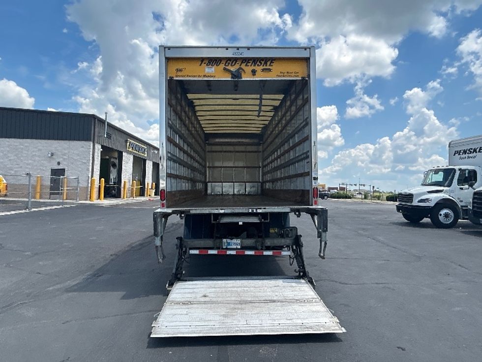 Medium Duty Box Truck-Light and Medium Duty Trucks-International-2022-MV607-Columbus-OH-295,477\n\t\tmiles-$ 35,500 - Image 9