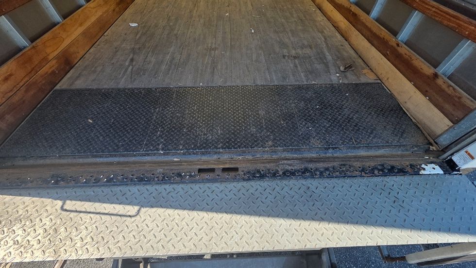 Medium Duty Box Truck-Light and Medium Duty Trucks-International-2022-MV607-Concord-NC-257,083\n\t\tmiles-$ 49,250 - Image 10