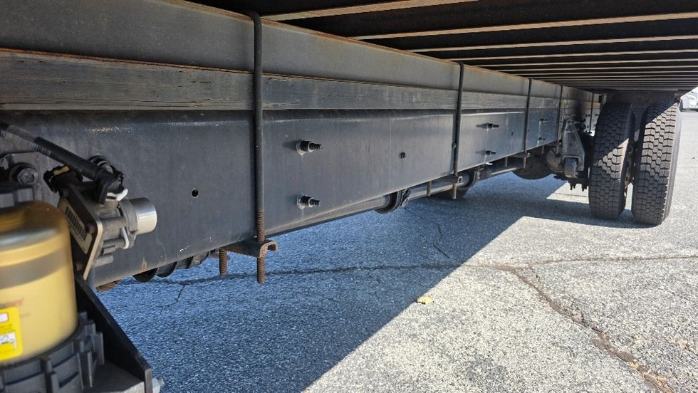 Medium Duty Box Truck-Light and Medium Duty Trucks-International-2022-MV607-Concord-NC-257,083\n\t\tmiles-$ 49,250 - Image 5
