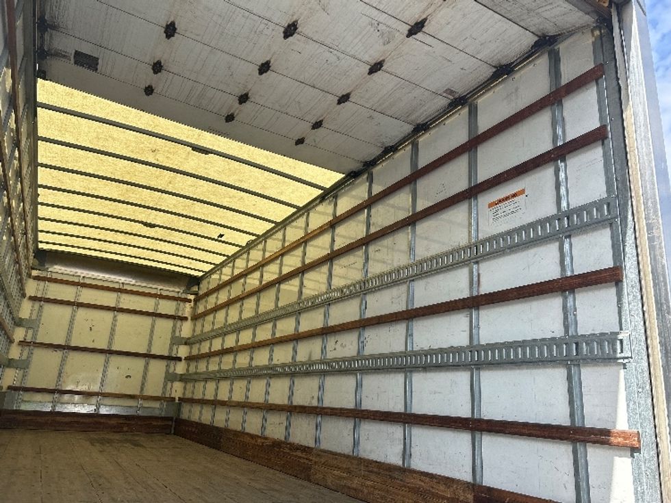Medium Duty Box Truck-Light and Medium Duty Trucks-International-2022-MV607-Conyers-GA-245,613\n\t\tmiles-$ 47,750 - Image 12