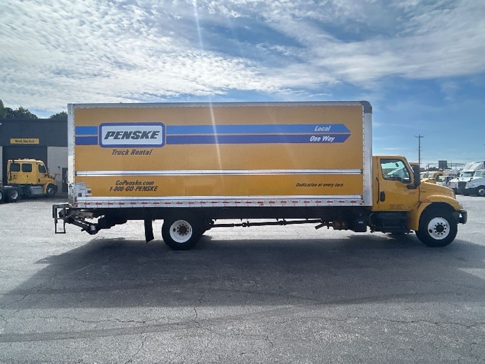 Medium Duty Box Truck-Light and Medium Duty Trucks-International-2022-MV607-Conyers-GA-245,613\n\t\tmiles-$ 47,750 - Image 15