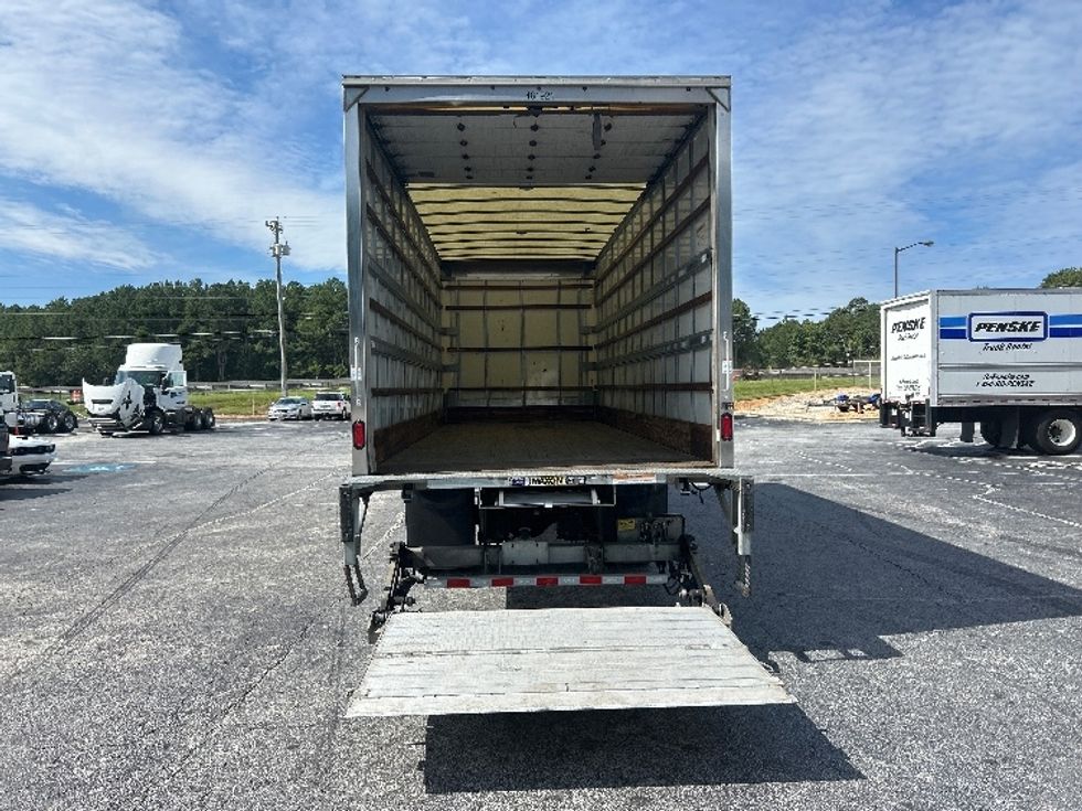 Medium Duty Box Truck-Light and Medium Duty Trucks-International-2022-MV607-Conyers-GA-245,613\n\t\tmiles-$ 47,750 - Image 9