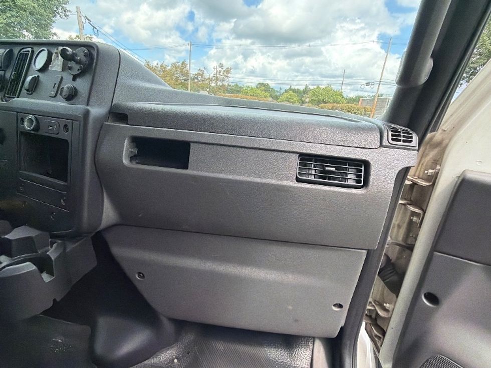 Medium Duty Box Truck-Light and Medium Duty Trucks-International-2022-MV607-Conyers-GA-255,276\n\t\tmiles-$ 40,250 - Image 20