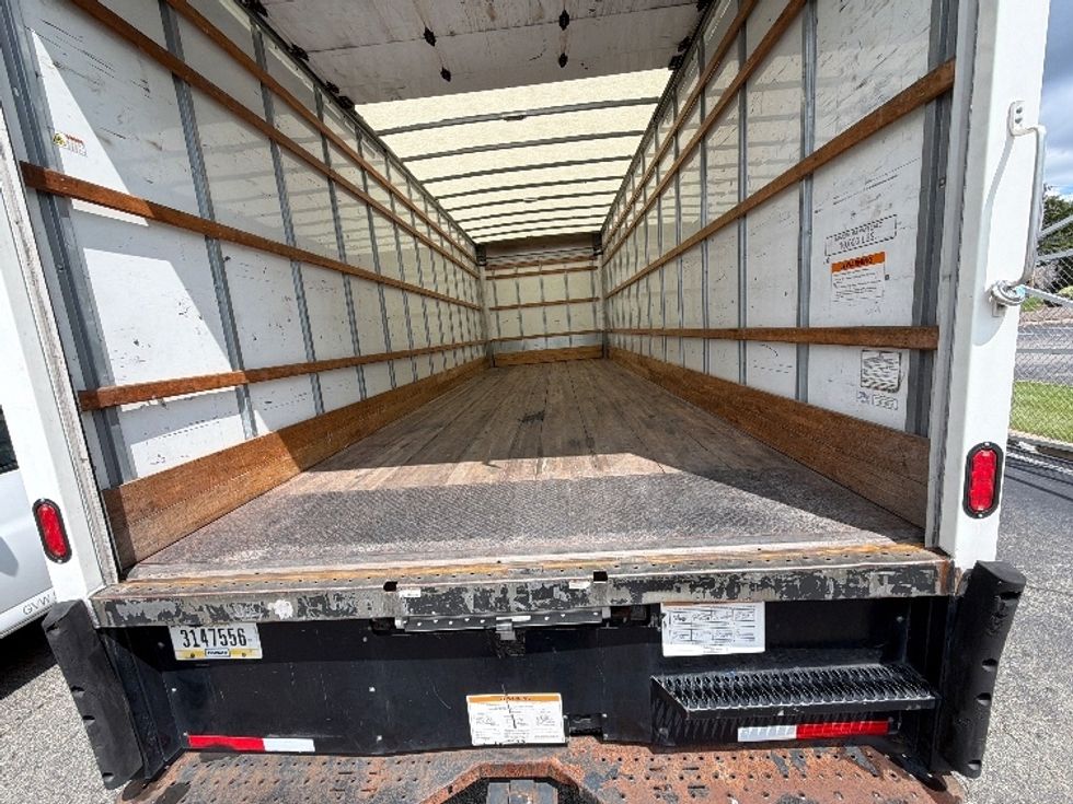 Medium Duty Box Truck-Light and Medium Duty Trucks-International-2022-MV607-Conyers-GA-255,276\n\t\tmiles-$ 40,250 - Image 9