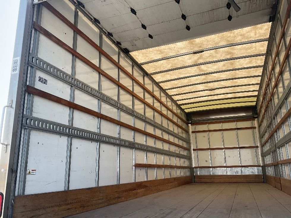 Medium Duty Box Truck-Light and Medium Duty Trucks-International-2022-MV607-Corpus Christi-TX-110,791\n\t\tmiles-$ 73,250 - Image 11