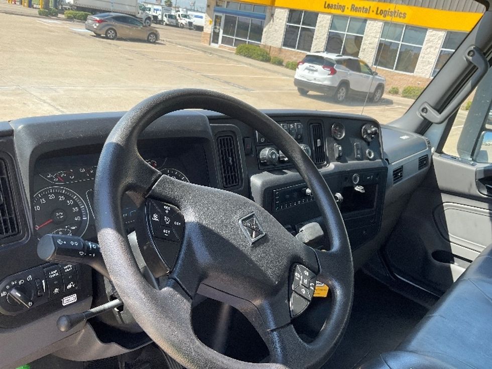 Medium Duty Box Truck-Light and Medium Duty Trucks-International-2022-MV607-Corpus Christi-TX-218,195\n\t\tmiles-$ 50,500 - Image 17