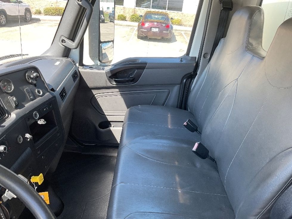 Medium Duty Box Truck-Light and Medium Duty Trucks-International-2022-MV607-Corpus Christi-TX-218,195\n\t\tmiles-$ 50,500 - Image 19