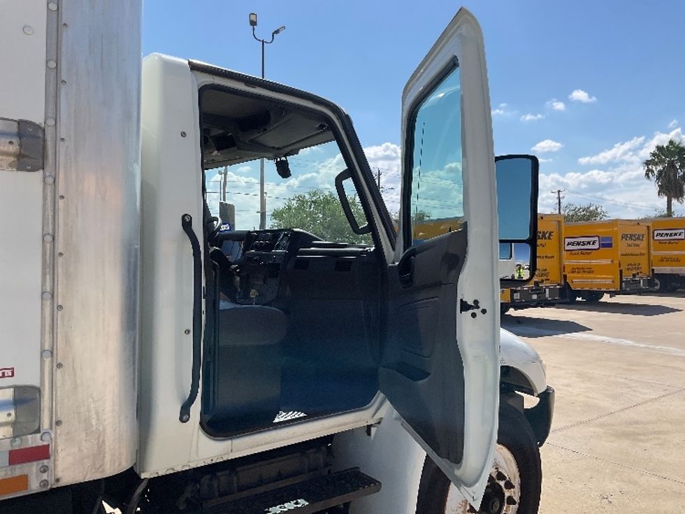 Medium Duty Box Truck-Light and Medium Duty Trucks-International-2022-MV607-Corpus Christi-TX-218,195\n\t\tmiles-$ 50,500 - Image 20