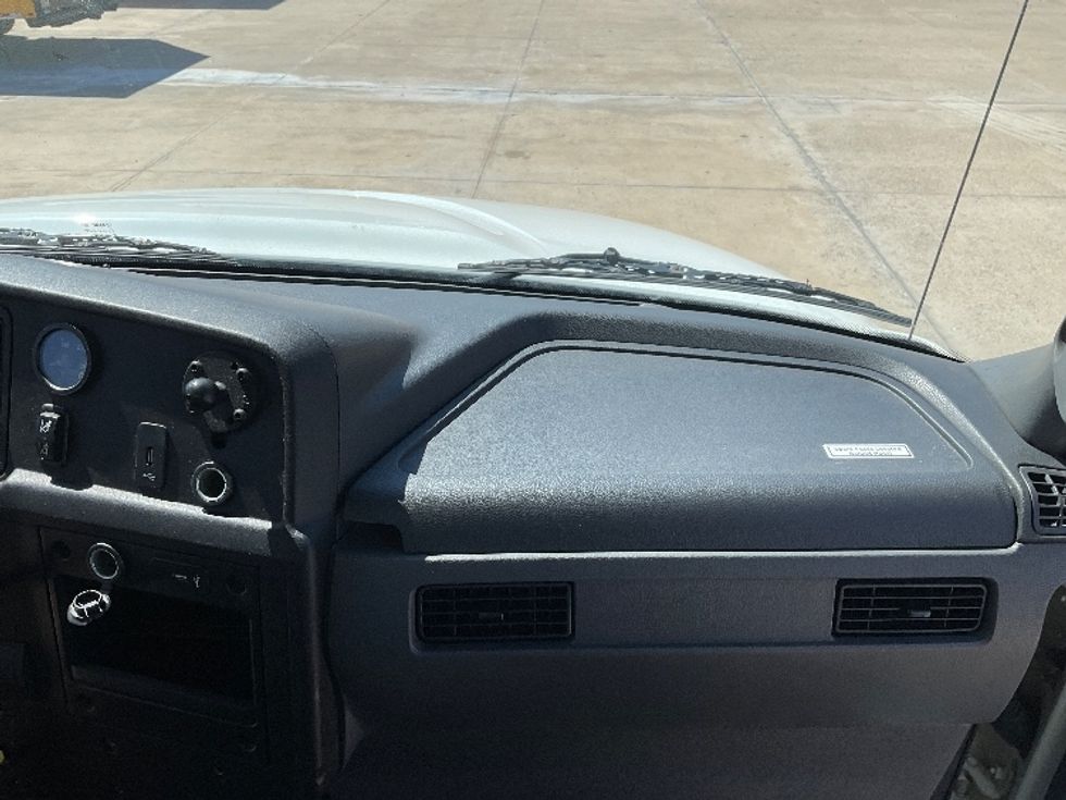 Medium Duty Box Truck-Light and Medium Duty Trucks-International-2022-MV607-Corpus Christi-TX-218,195\n\t\tmiles-$ 50,500 - Image 21