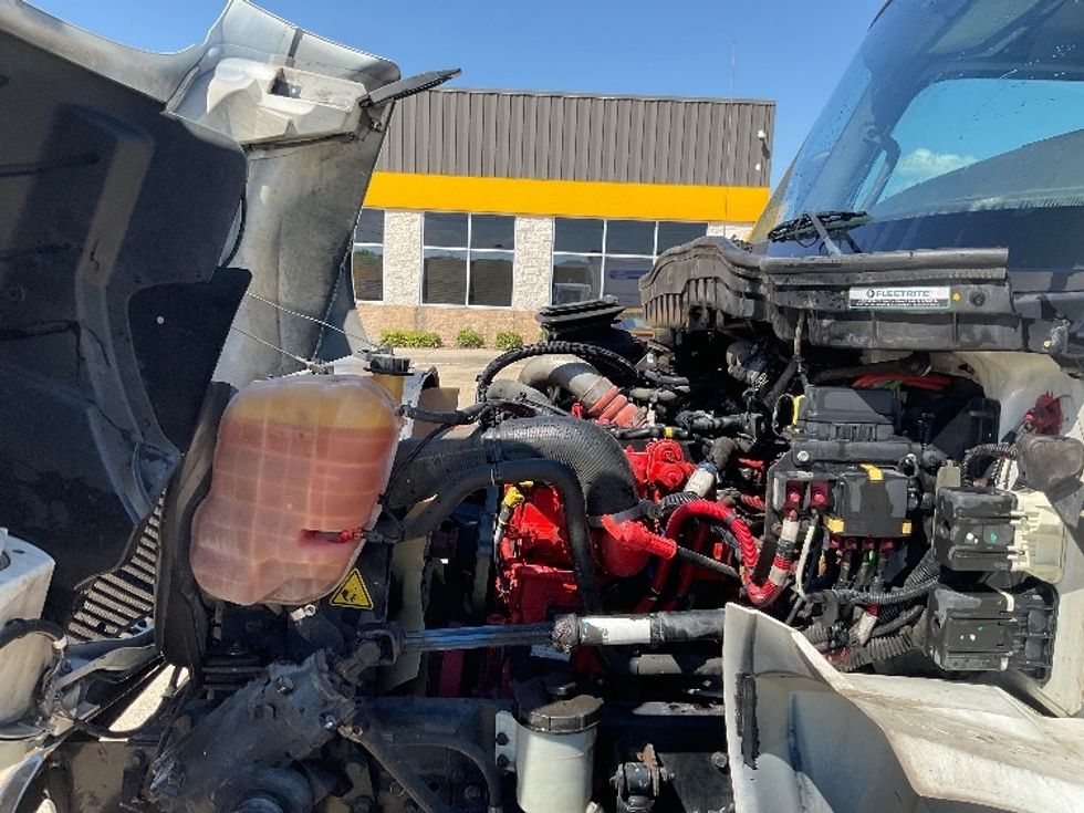 Medium Duty Box Truck-Light and Medium Duty Trucks-International-2022-MV607-Corpus Christi-TX-218,195\n\t\tmiles-$ 50,500 - Image 24