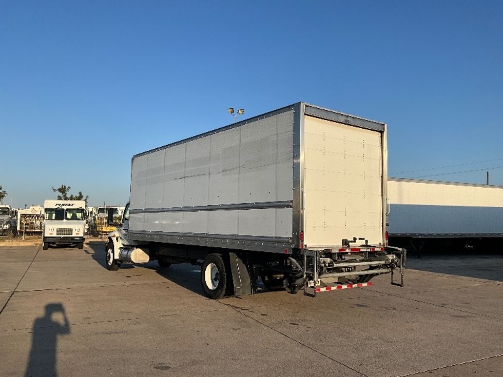 Medium Duty Box Truck-Light and Medium Duty Trucks-International-2022-MV607-Dallas-TX-186,532\n\t\tmiles-$ 66,500 - Image 6
