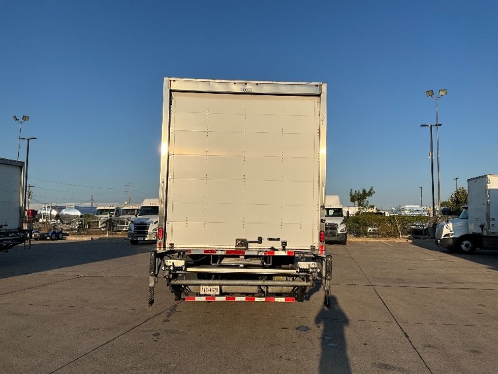 Medium Duty Box Truck-Light and Medium Duty Trucks-International-2022-MV607-Dallas-TX-186,532\n\t\tmiles-$ 66,500 - Image 7