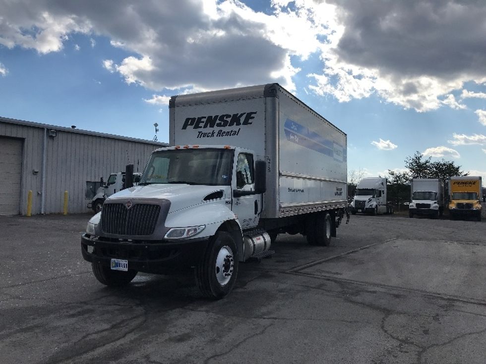 Medium Duty Box Truck-Light and Medium Duty Trucks-International-2022-MV607-Dallas-TX-228,845\n\t\tmiles-$ 55,750 - Image 1