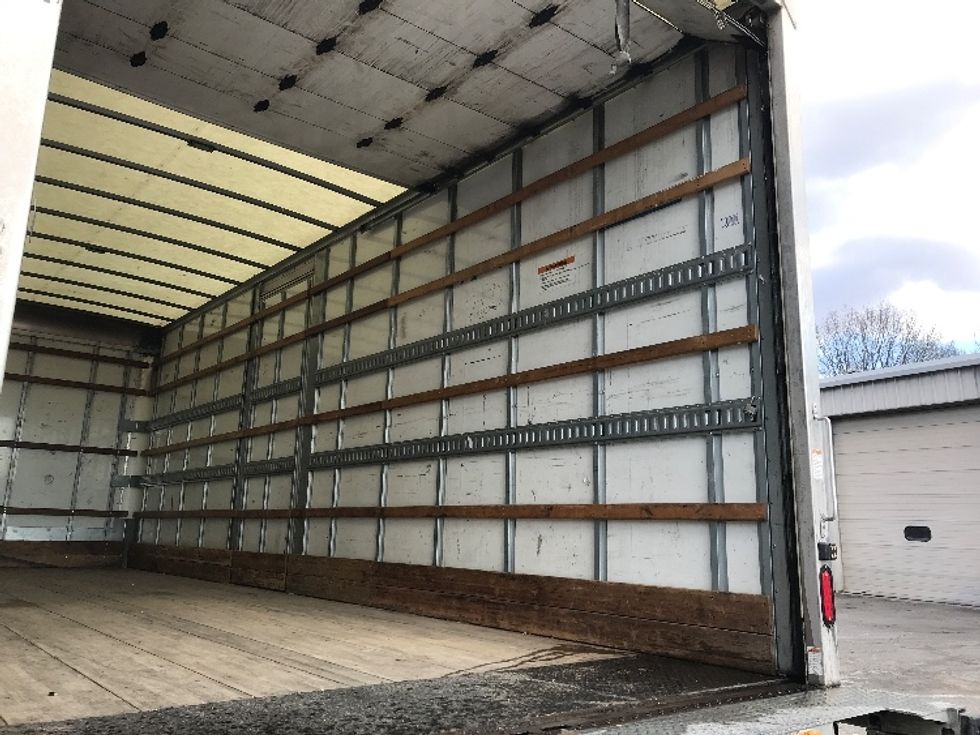 Medium Duty Box Truck-Light and Medium Duty Trucks-International-2022-MV607-Dallas-TX-228,845\n\t\tmiles-$ 55,750 - Image 12