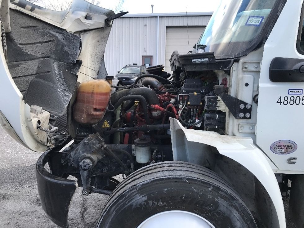 Medium Duty Box Truck-Light and Medium Duty Trucks-International-2022-MV607-Dallas-TX-228,845\n\t\tmiles-$ 55,750 - Image 23