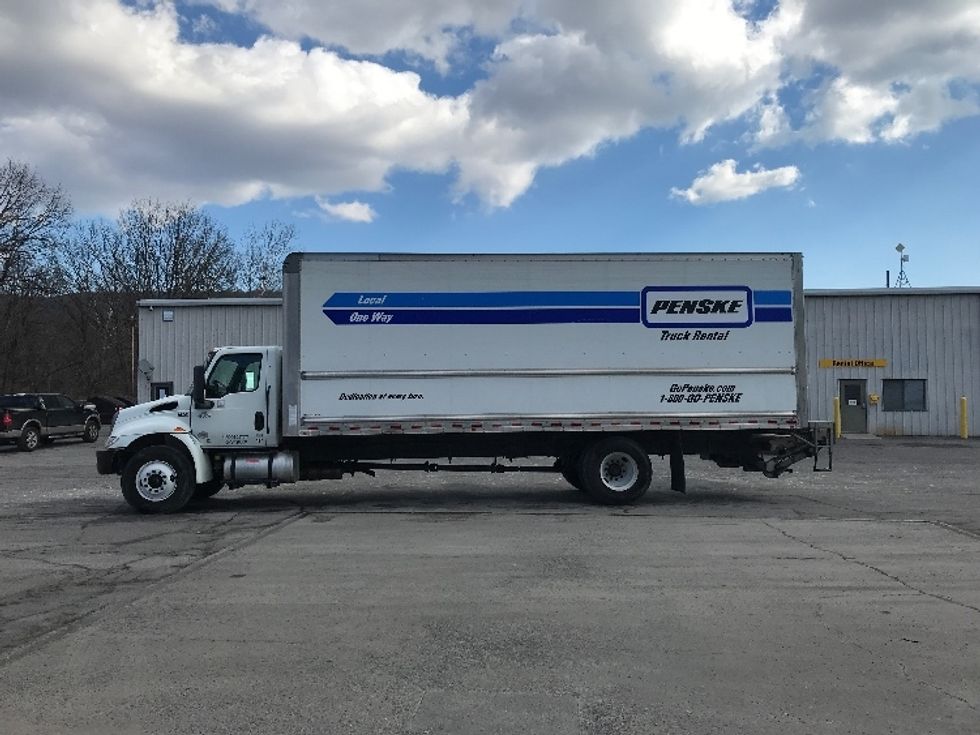 Medium Duty Box Truck-Light and Medium Duty Trucks-International-2022-MV607-Dallas-TX-228,845\n\t\tmiles-$ 55,750 - Image 4