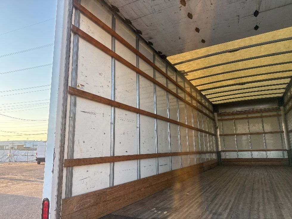 Medium Duty Box Truck-Light and Medium Duty Trucks-International-2022-MV607-Dallas-TX-240,024\n\t\tmiles-$ 43,000 - Image 10
