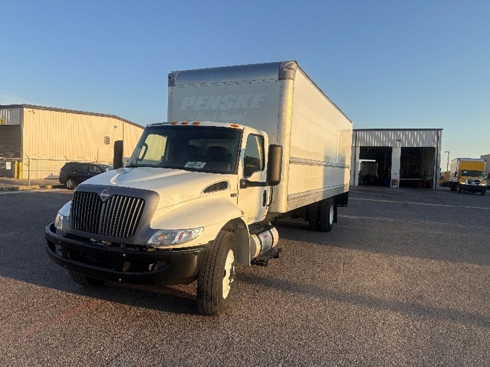 Medium Duty Box Truck-Light and Medium Duty Trucks-International-2022-MV607-Dallas-TX-240,024\n\t\tmiles-$ 43,000 - Image 3
