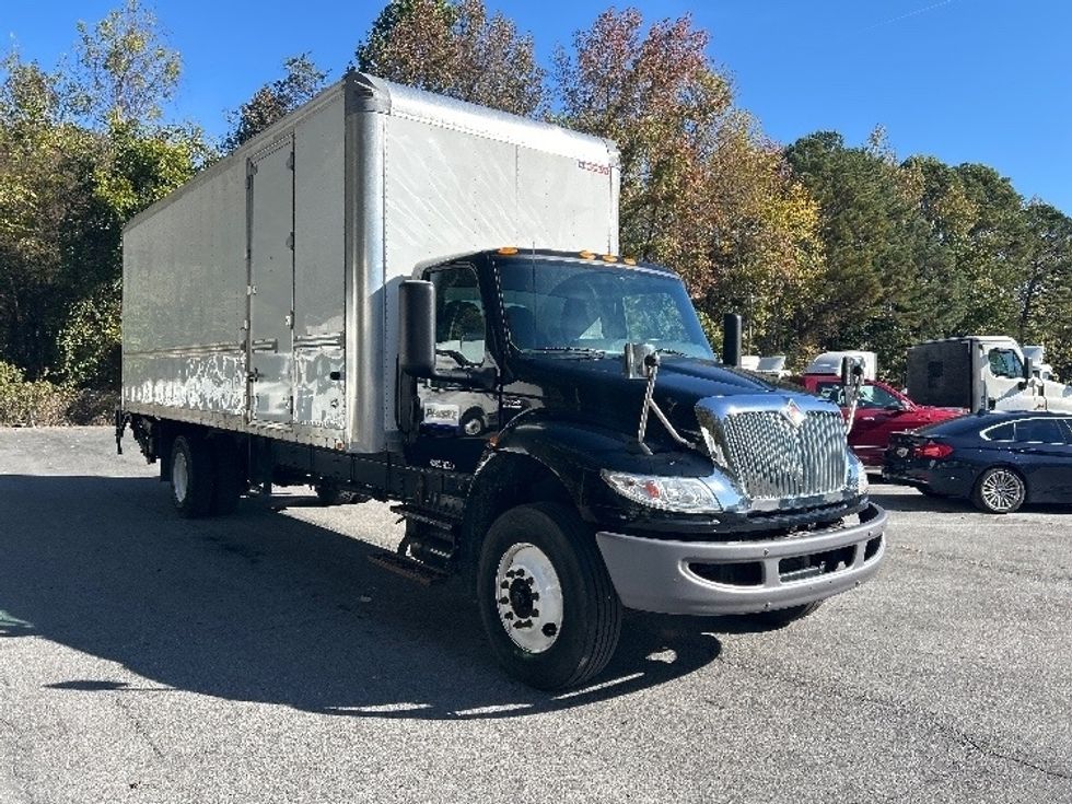 Medium Duty Box Truck-Light and Medium Duty Trucks-International-2022-MV607-Dalton-GA-205,943\n\t\tmiles-$ 56,250 - Image 1