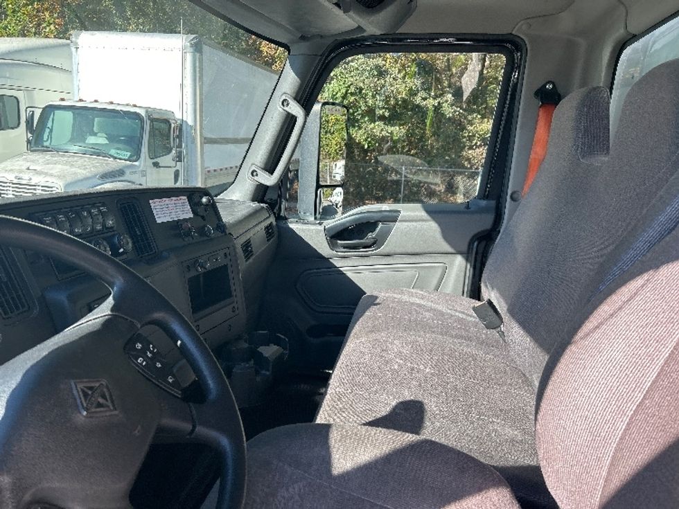 Medium Duty Box Truck-Light and Medium Duty Trucks-International-2022-MV607-Dalton-GA-205,943\n\t\tmiles-$ 56,250 - Image 18