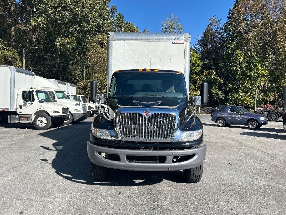 Medium Duty Box Truck-Light and Medium Duty Trucks-International-2022-MV607-Dalton-GA-205,943\n\t\tmiles-$ 56,250 - Image 2