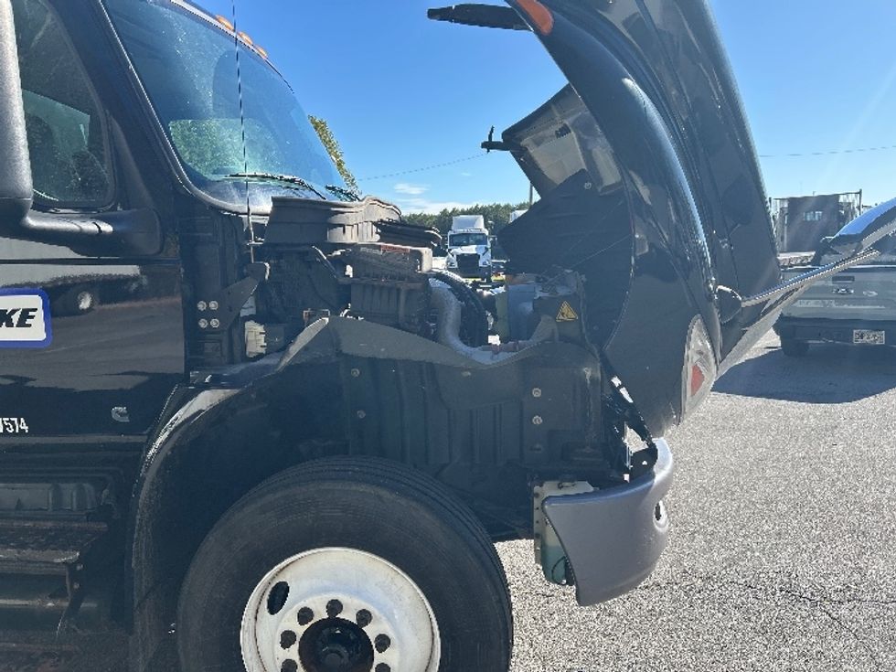 Medium Duty Box Truck-Light and Medium Duty Trucks-International-2022-MV607-Dalton-GA-205,943\n\t\tmiles-$ 56,250 - Image 22