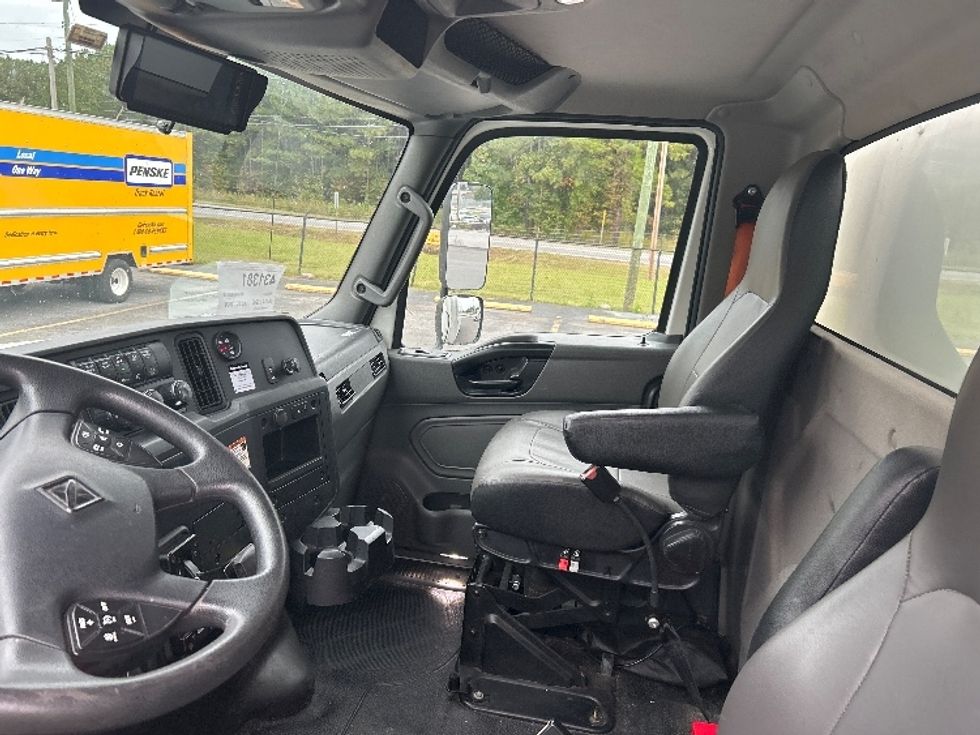 Medium Duty Box Truck-Light and Medium Duty Trucks-International-2022-MV607-Dalton-GA-224,328\n\t\tmiles-$ 52,750 - Image 15