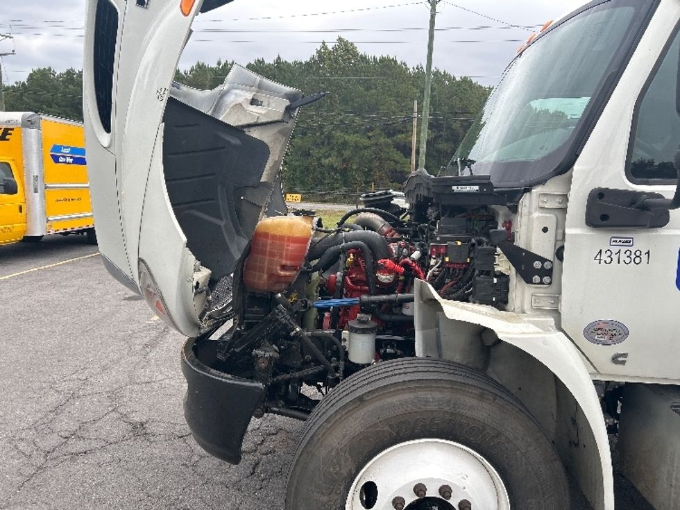 Medium Duty Box Truck-Light and Medium Duty Trucks-International-2022-MV607-Dalton-GA-224,328\n\t\tmiles-$ 52,750 - Image 23