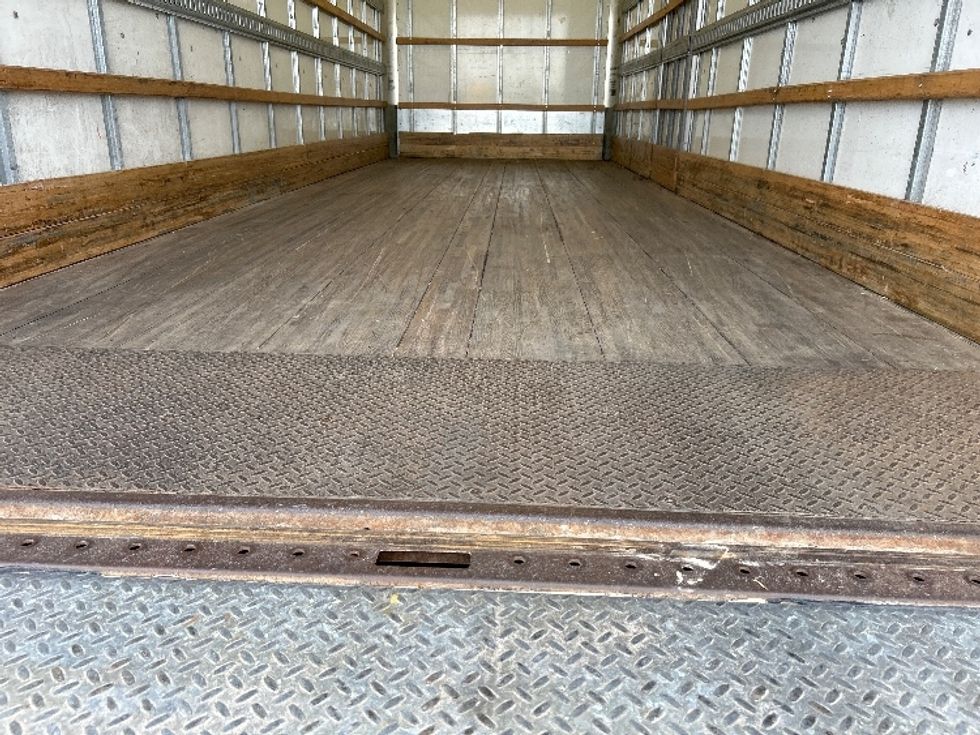 Medium Duty Box Truck-Light and Medium Duty Trucks-International-2022-MV607-Davenport-IA-140,182\n\t\tmiles-$ 68,000 - Image 10