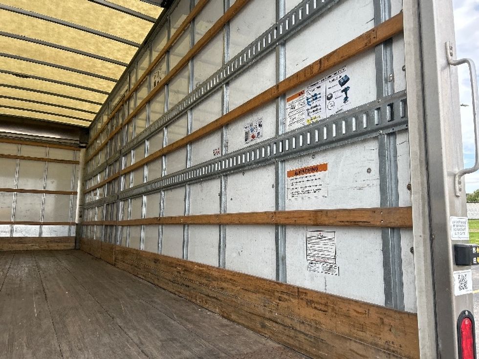 Medium Duty Box Truck-Light and Medium Duty Trucks-International-2022-MV607-Davenport-IA-140,182\n\t\tmiles-$ 68,000 - Image 12