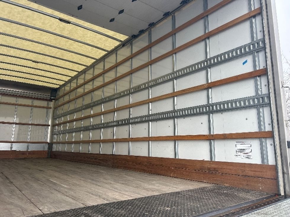 Medium Duty Box Truck-Light and Medium Duty Trucks-International-2022-MV607-Davenport-IA-81,401\n\t\tmiles-$ 74,750 - Image 12