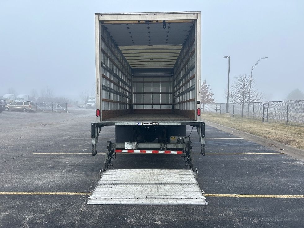 Medium Duty Box Truck-Light and Medium Duty Trucks-International-2022-MV607-Davenport-IA-81,401\n\t\tmiles-$ 74,750 - Image 9