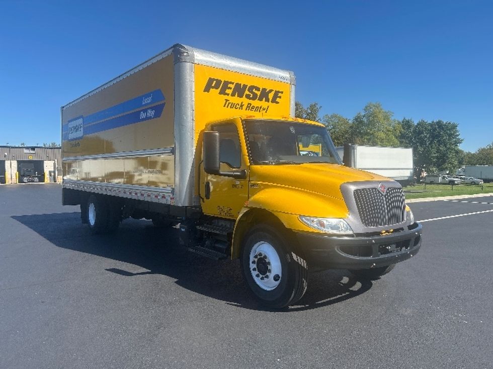 Medium Duty Box Truck-Light and Medium Duty Trucks-International-2022-MV607-Dayton-OH-231,960\n\t\tmiles-$ 40,000 - Image 1