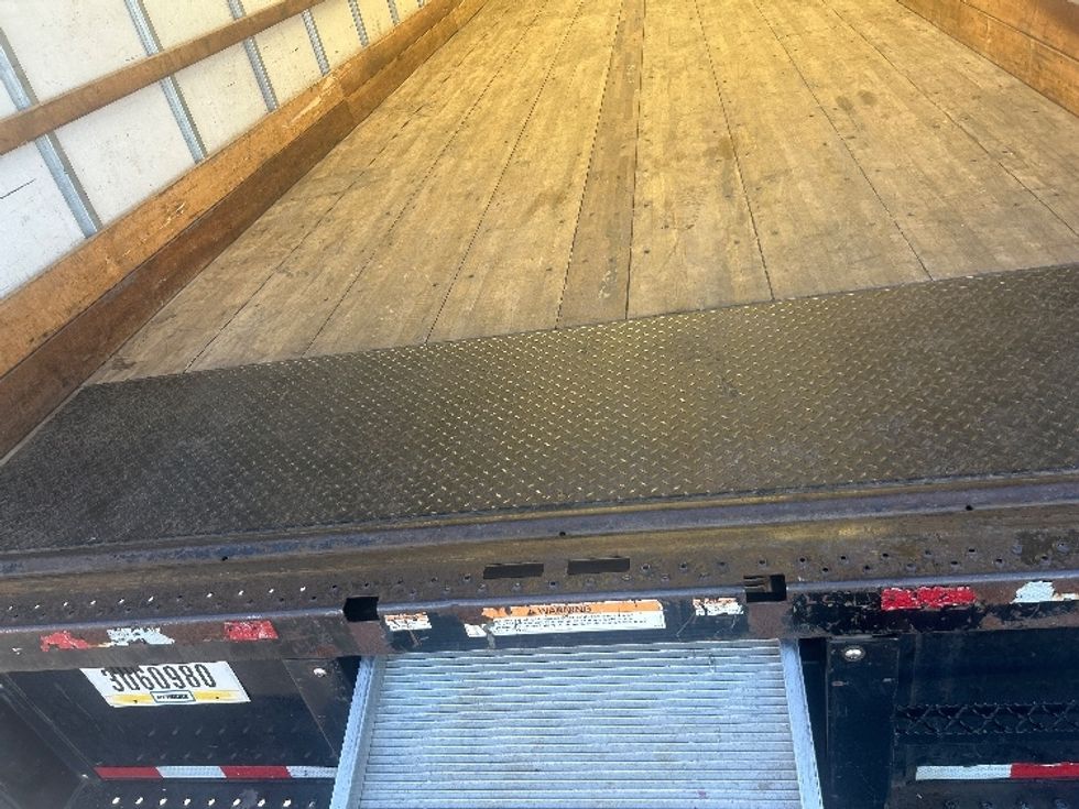 Medium Duty Box Truck-Light and Medium Duty Trucks-International-2022-MV607-Dayton-OH-231,960\n\t\tmiles-$ 40,000 - Image 10