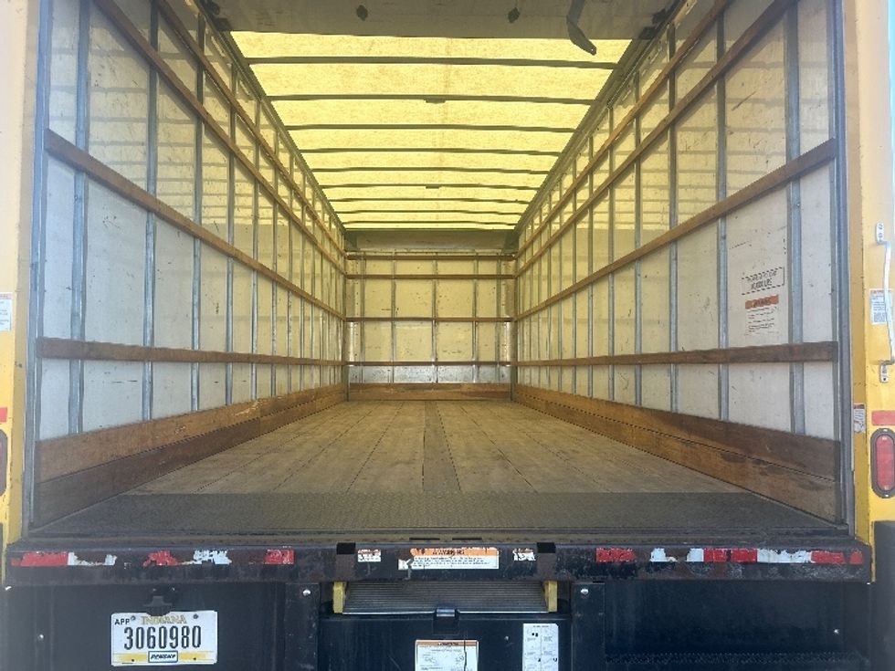 Medium Duty Box Truck-Light and Medium Duty Trucks-International-2022-MV607-Dayton-OH-231,960\n\t\tmiles-$ 40,000 - Image 8