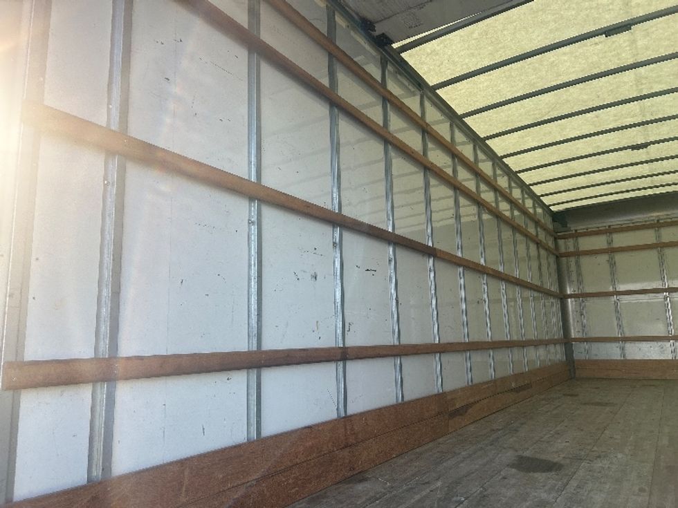 Medium Duty Box Truck-Light and Medium Duty Trucks-International-2022-MV607-Dayton-OH-237,572\n\t\tmiles-$ 39,250 - Image 11